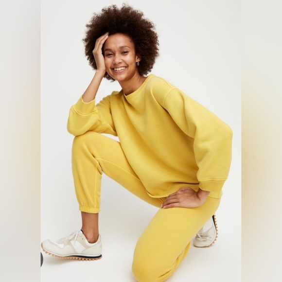 Aritzia Tops - New Aritzia Wilfred Free Yellow Boyfriend-fit crewneck Nan Sweatshirt